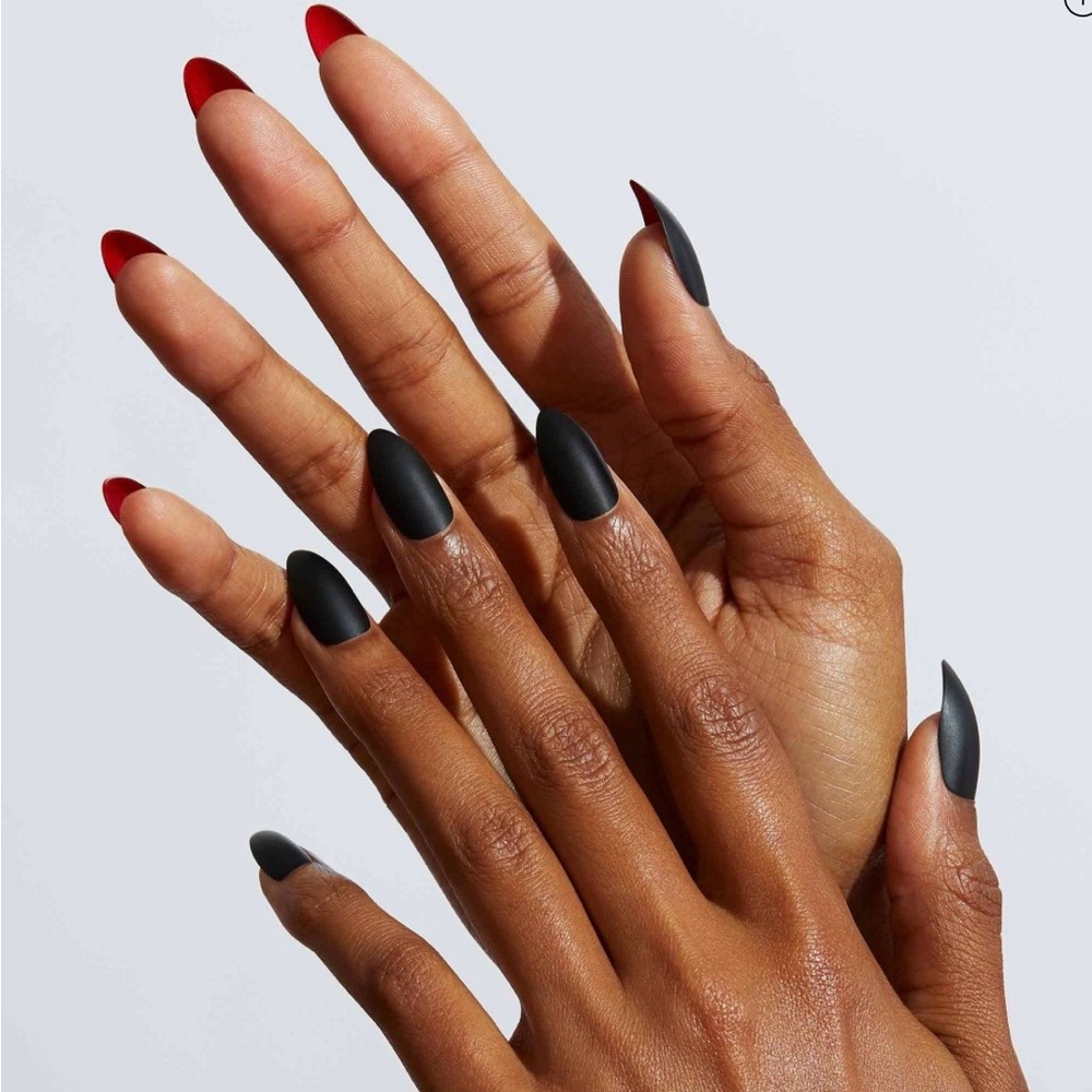 Static nails Cavier matte black almond shaped nails NIB